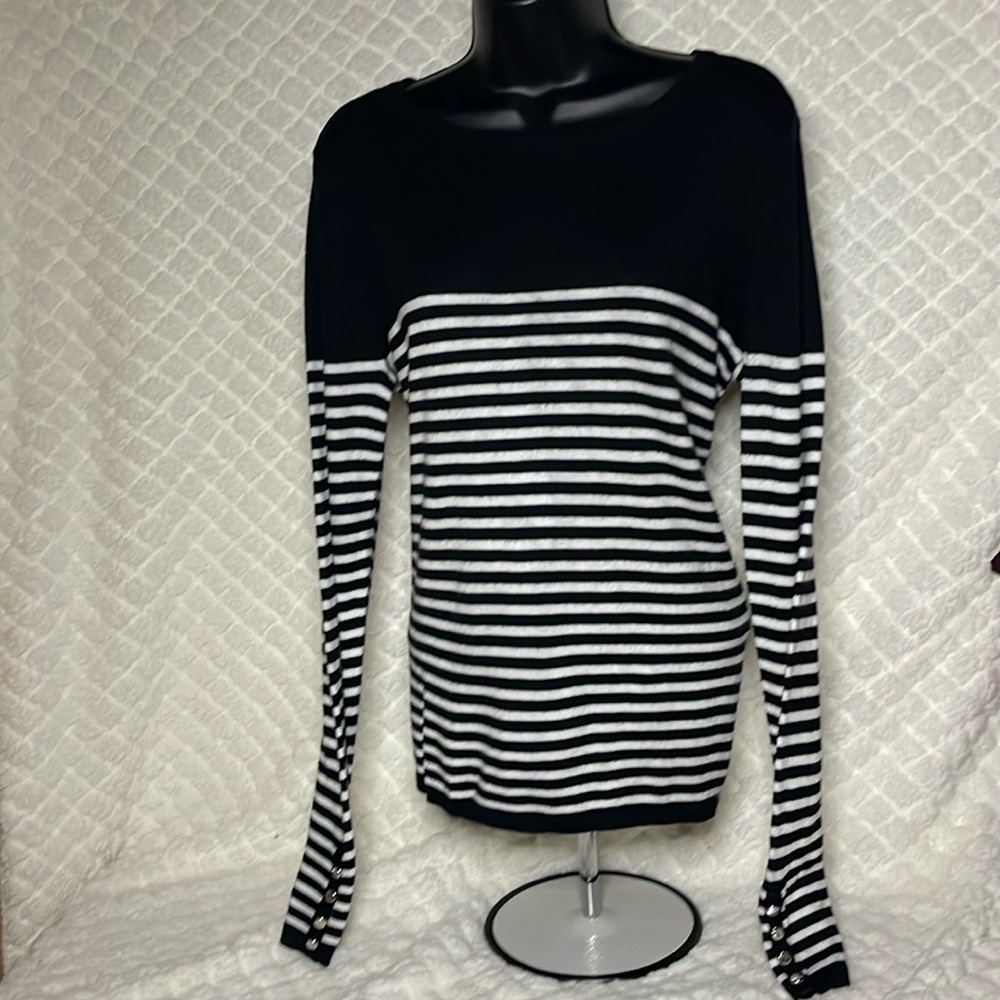 Michael Kors Women's Black White Striped Top. Size Medium. Pre-owned